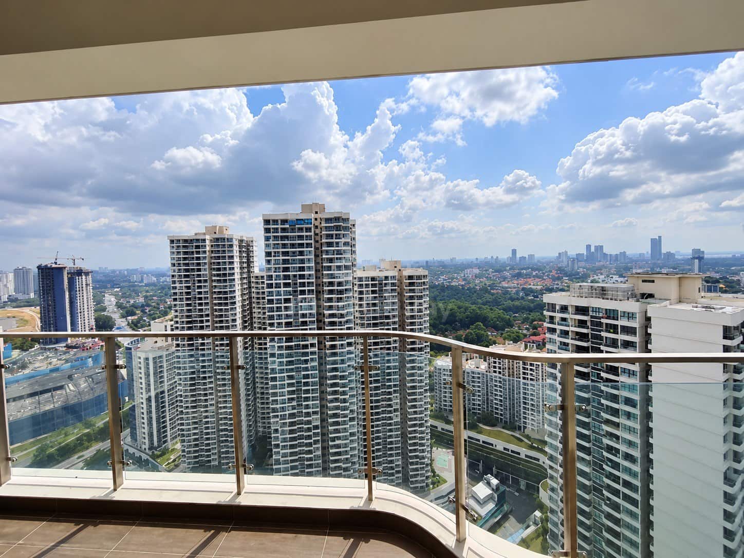 Condo Country Garden Danga Bay 3