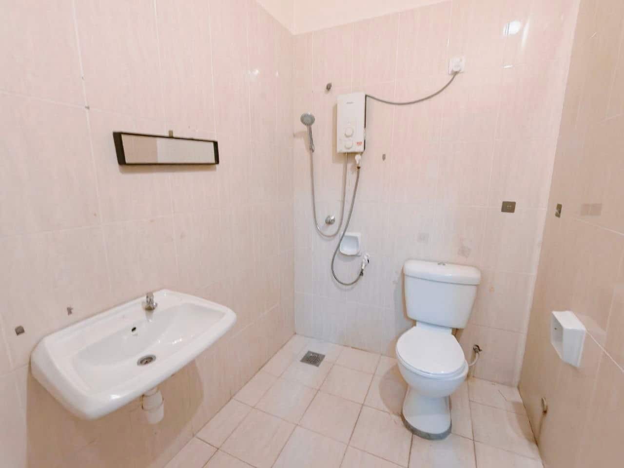 2-Storey Terrace House Taman Mount Austin 9