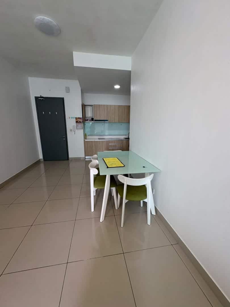 Condo Masai 4