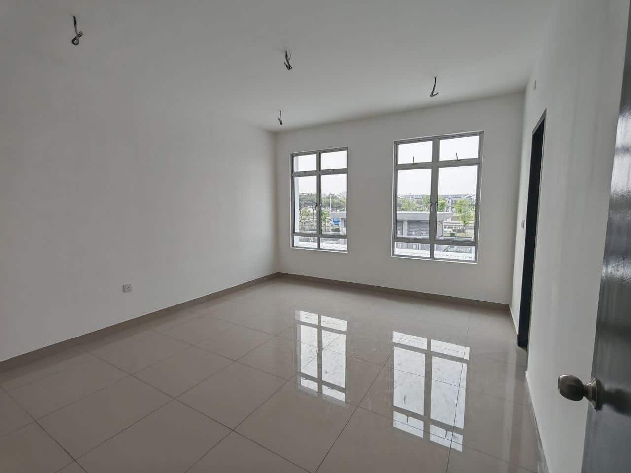 Double Storey Terrace House Bandar Dato Onn Perjiranan 14 2