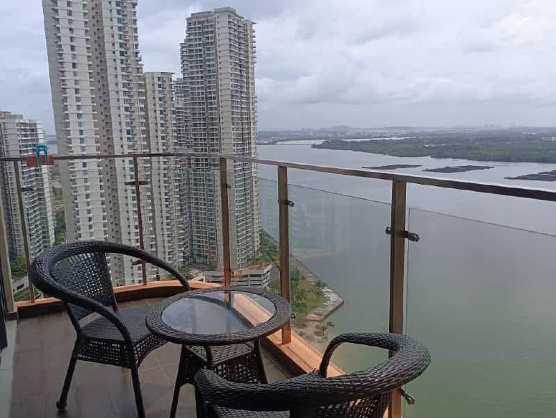 Condo Royal Strand Country Garden Danga Bay 3