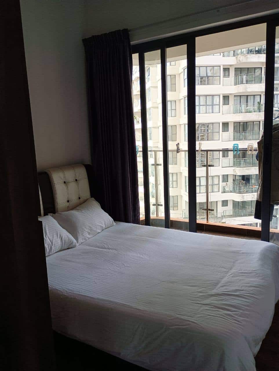 Condo Royal Strand Country Garden Danga Bay 4