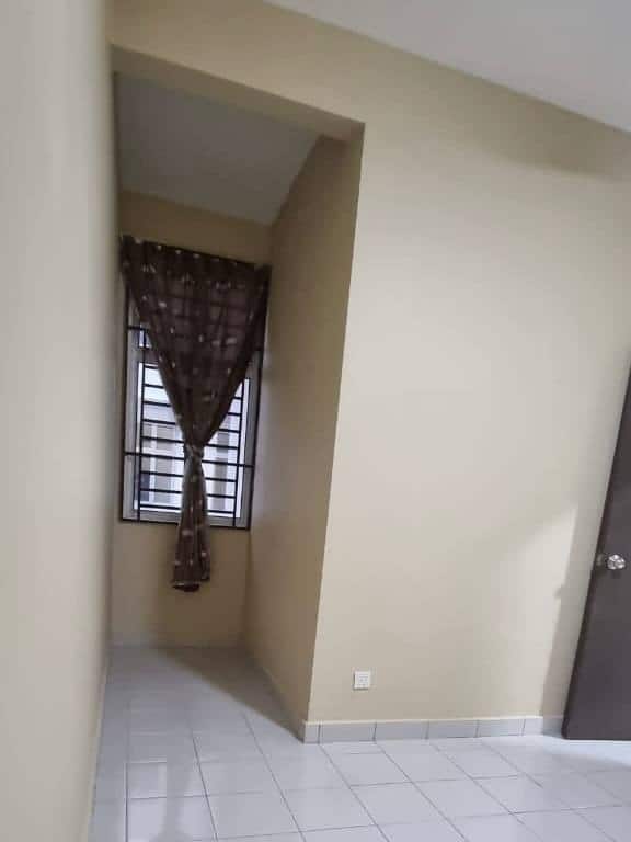 Town House Ground Floor Bandar Putra Kulai 7