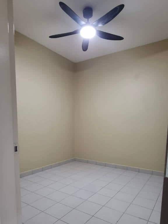 Town House Ground Floor Bandar Putra Kulai 3