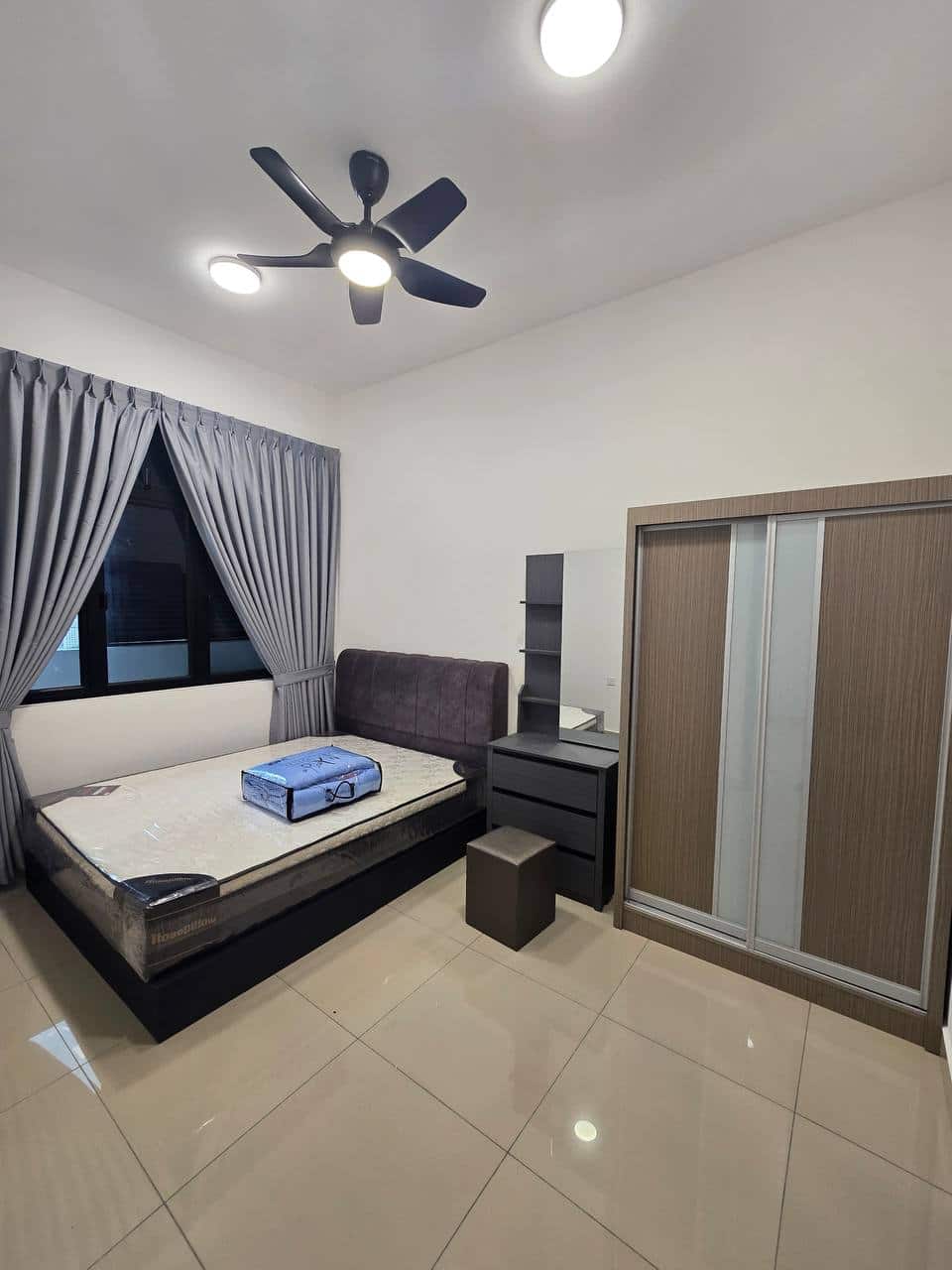Condo Meldrum Height 3