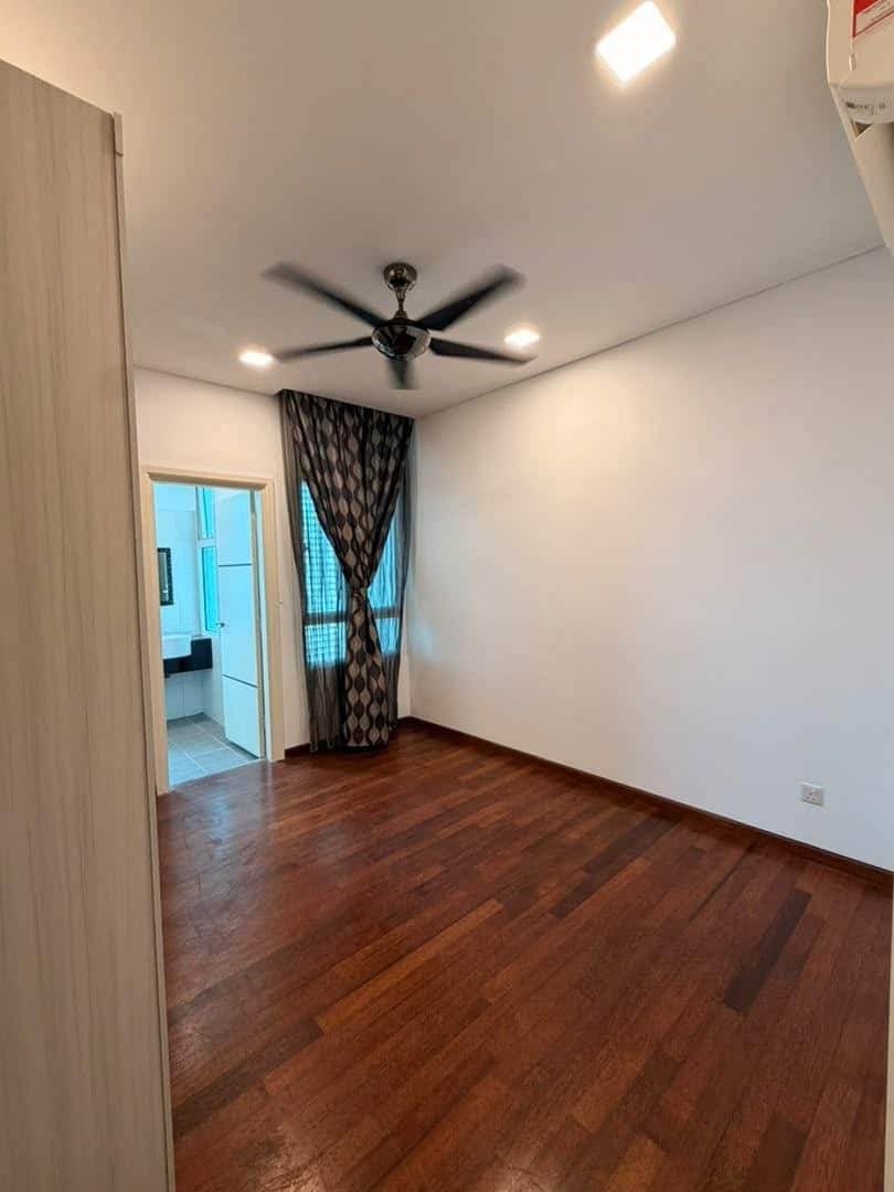 Double-Storey Apartment 1Medini Nusajaya 8