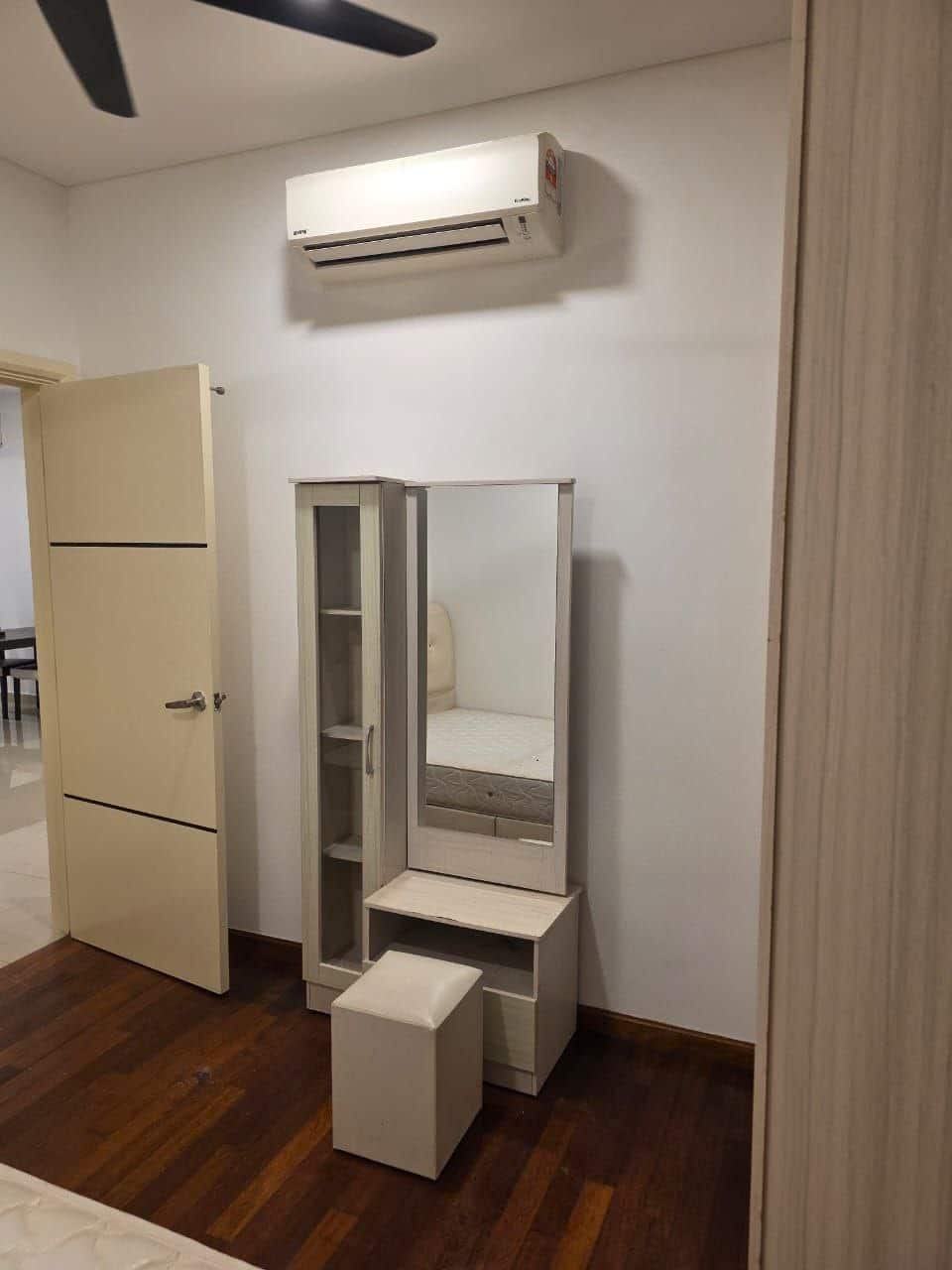 Condominium 1 Medini 6