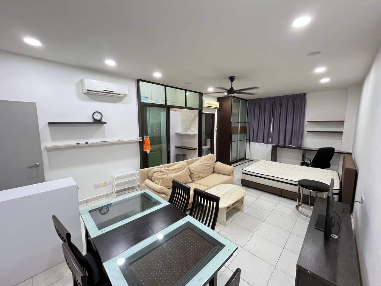 Studio Pelangi 1