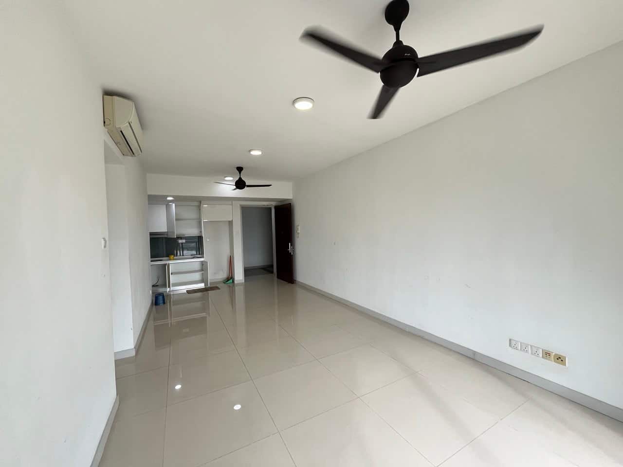Condo Danga Bay 5