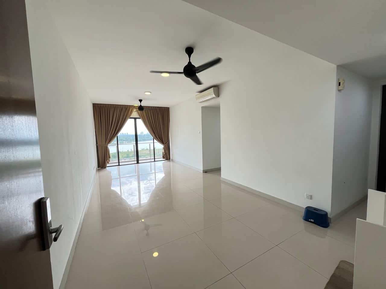 Condo Danga Bay 2