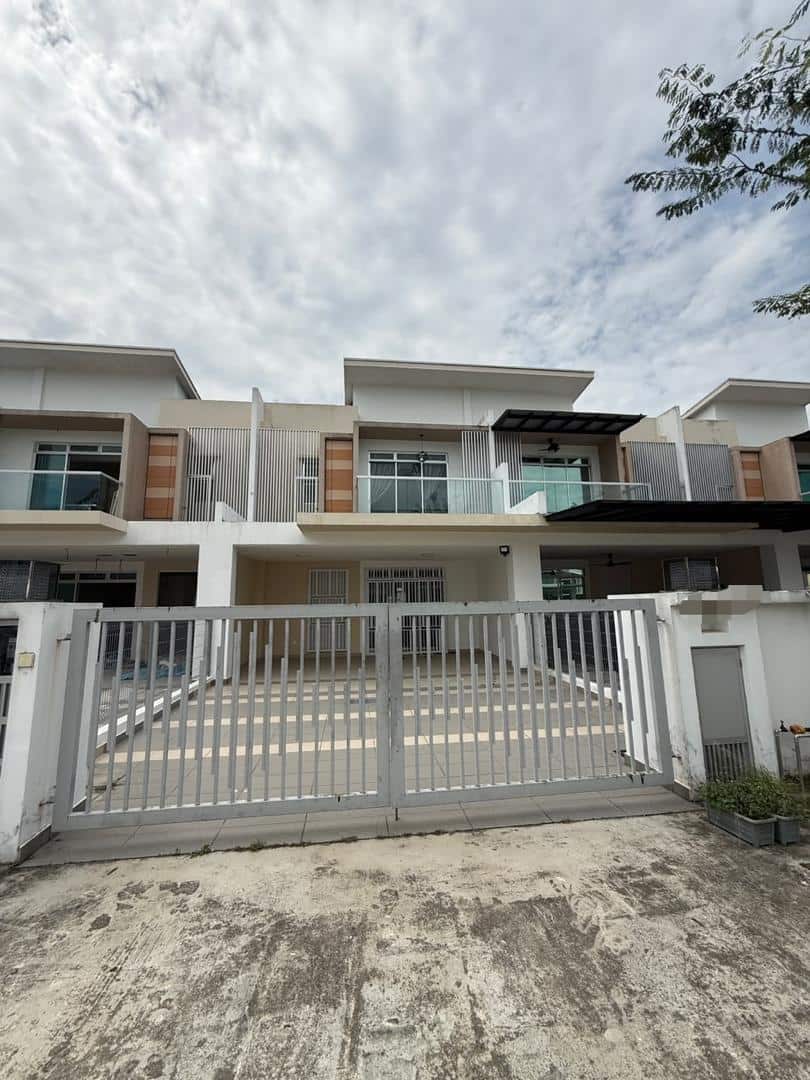 2-Storey Terrace Gelang Patah 2