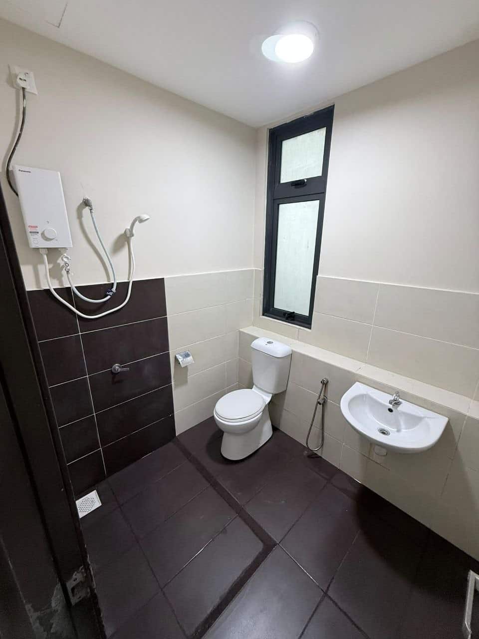 Condominium Taman Perling 7