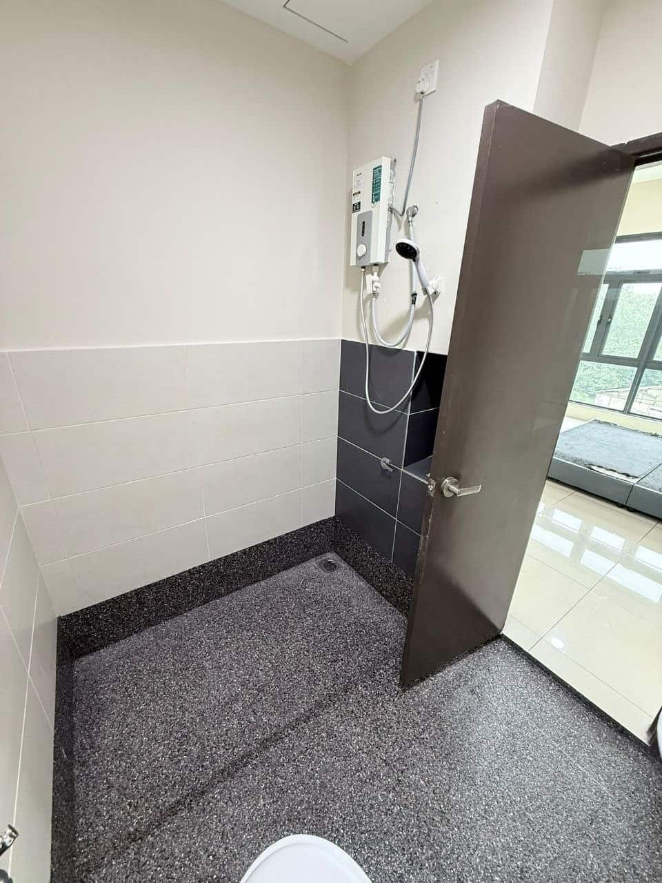 Condominium Taman Perling 5