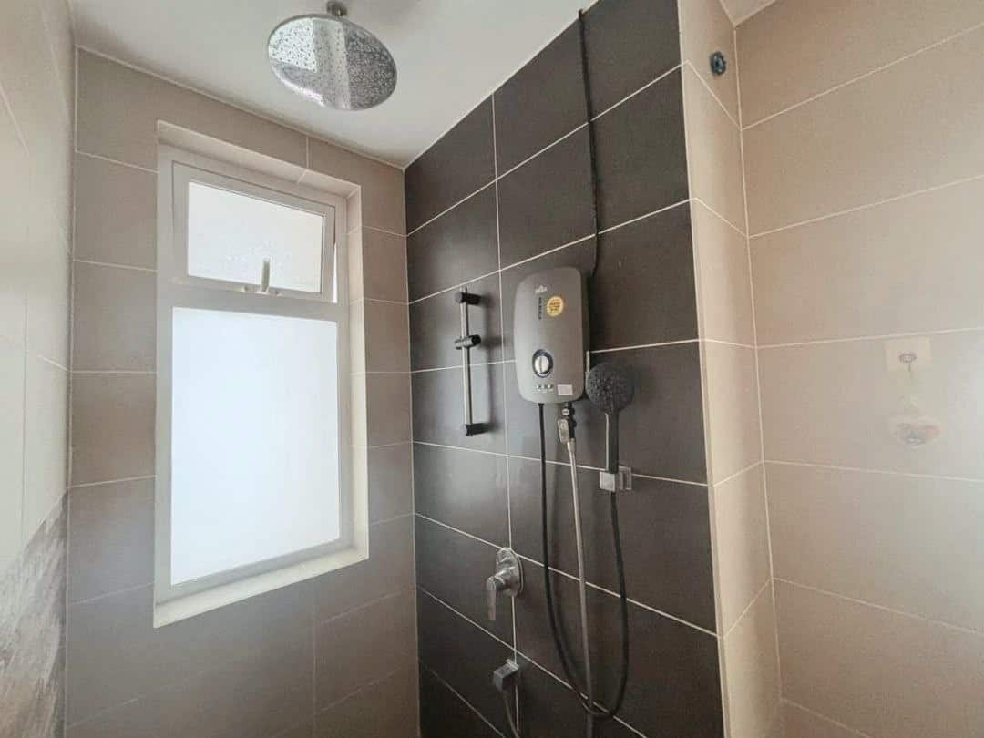 Condominium JB Town 8