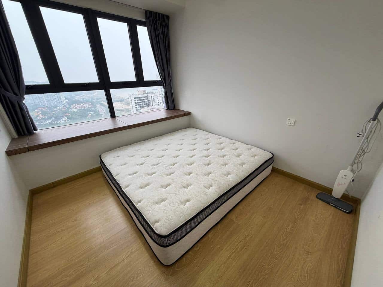 Condo Country Garden Danga Bay 7