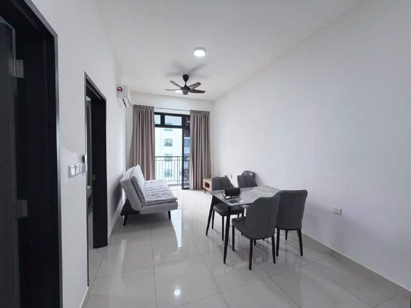 Condo Meldrum Heights 4