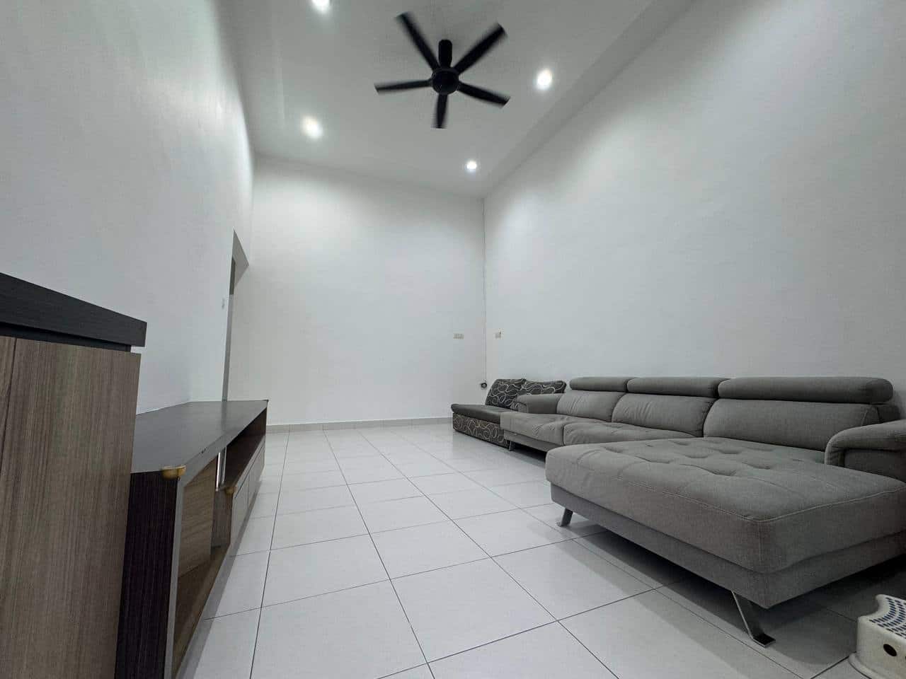 Single Storey Terrace Taman Impian Senai 4