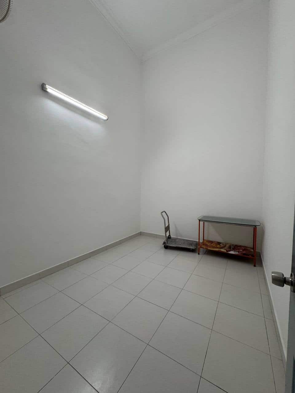 Single Storey Terrace Taman Impian Senai 7