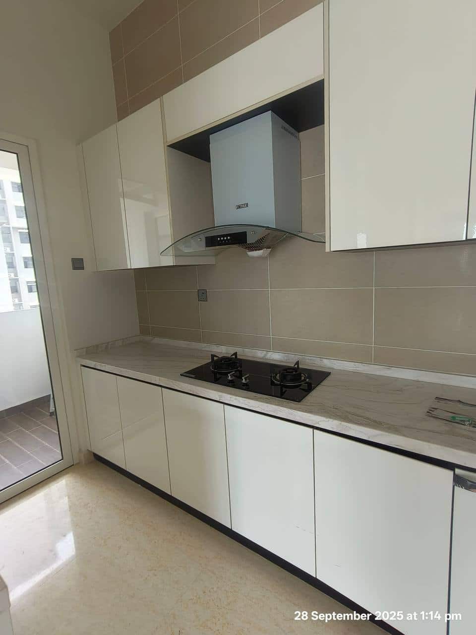 Condominium Tri Tower 4