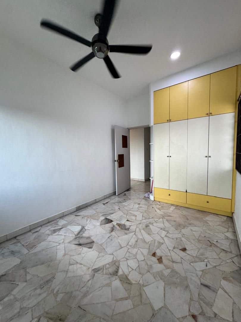 Single Storey Corner Lot Johor Jaya 4