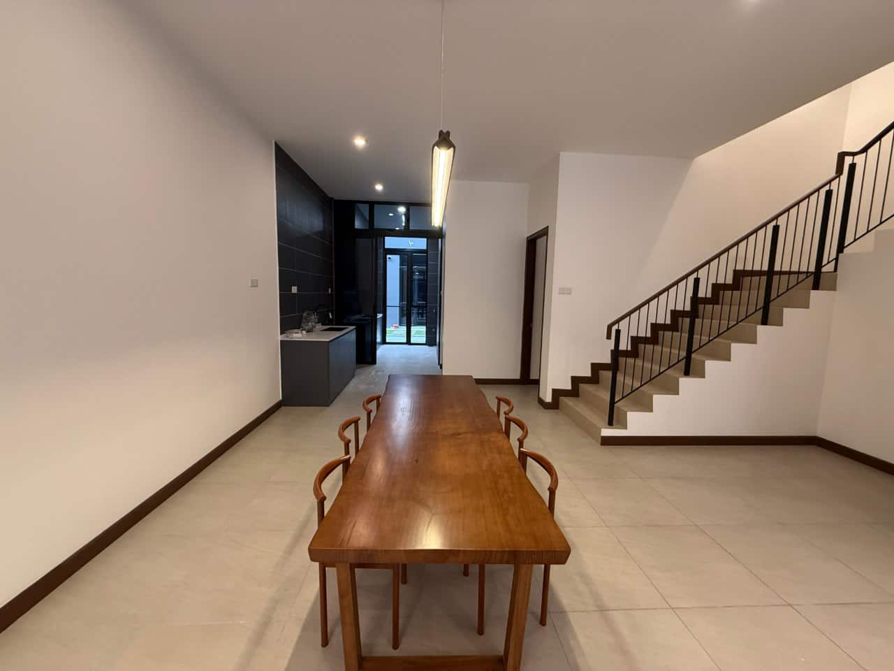 2-Storey SuperLink House Aurora Sentral Resort Villas 6