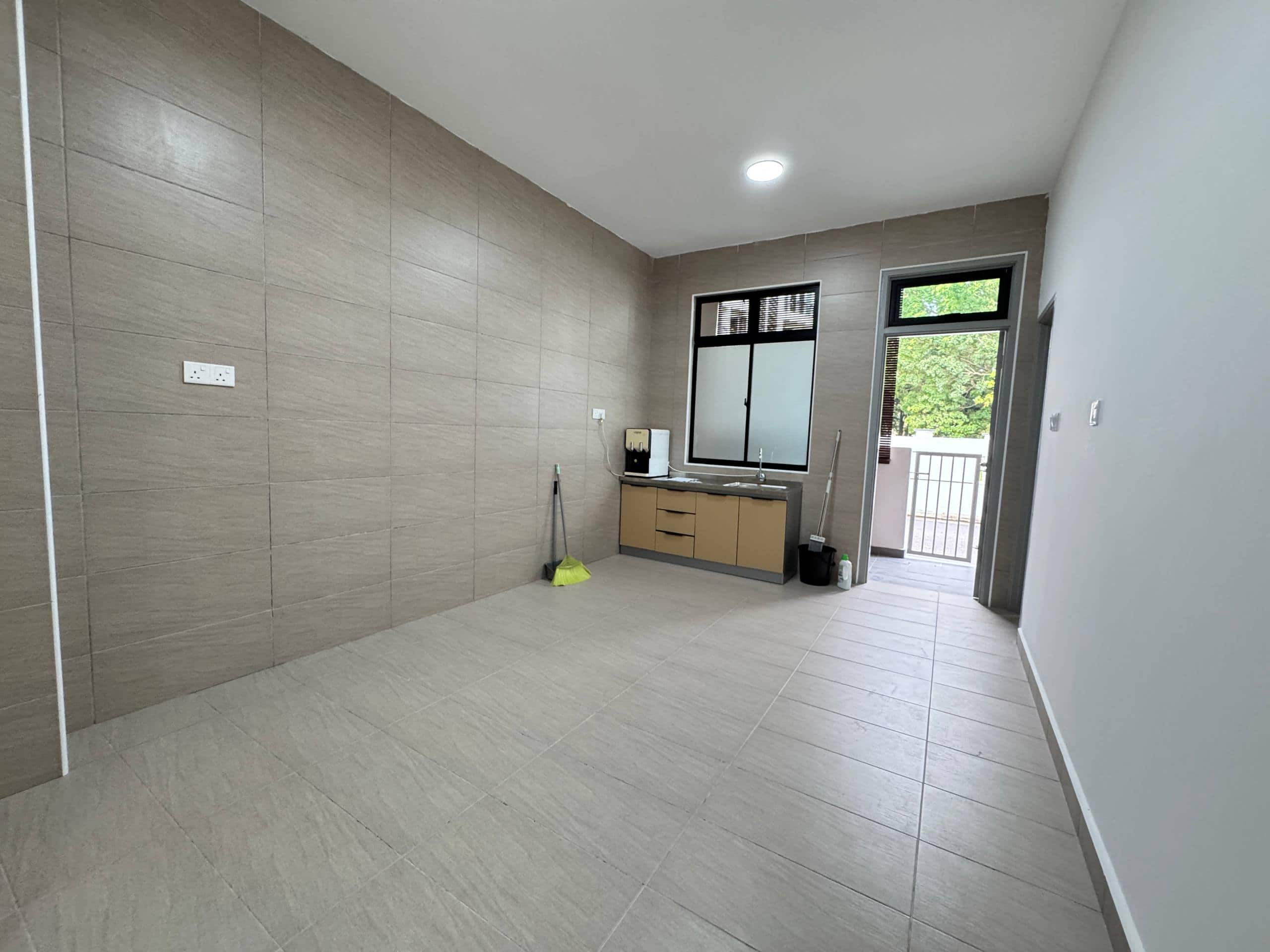 Double Storey Terrace House Taman Pulai Bestari 8