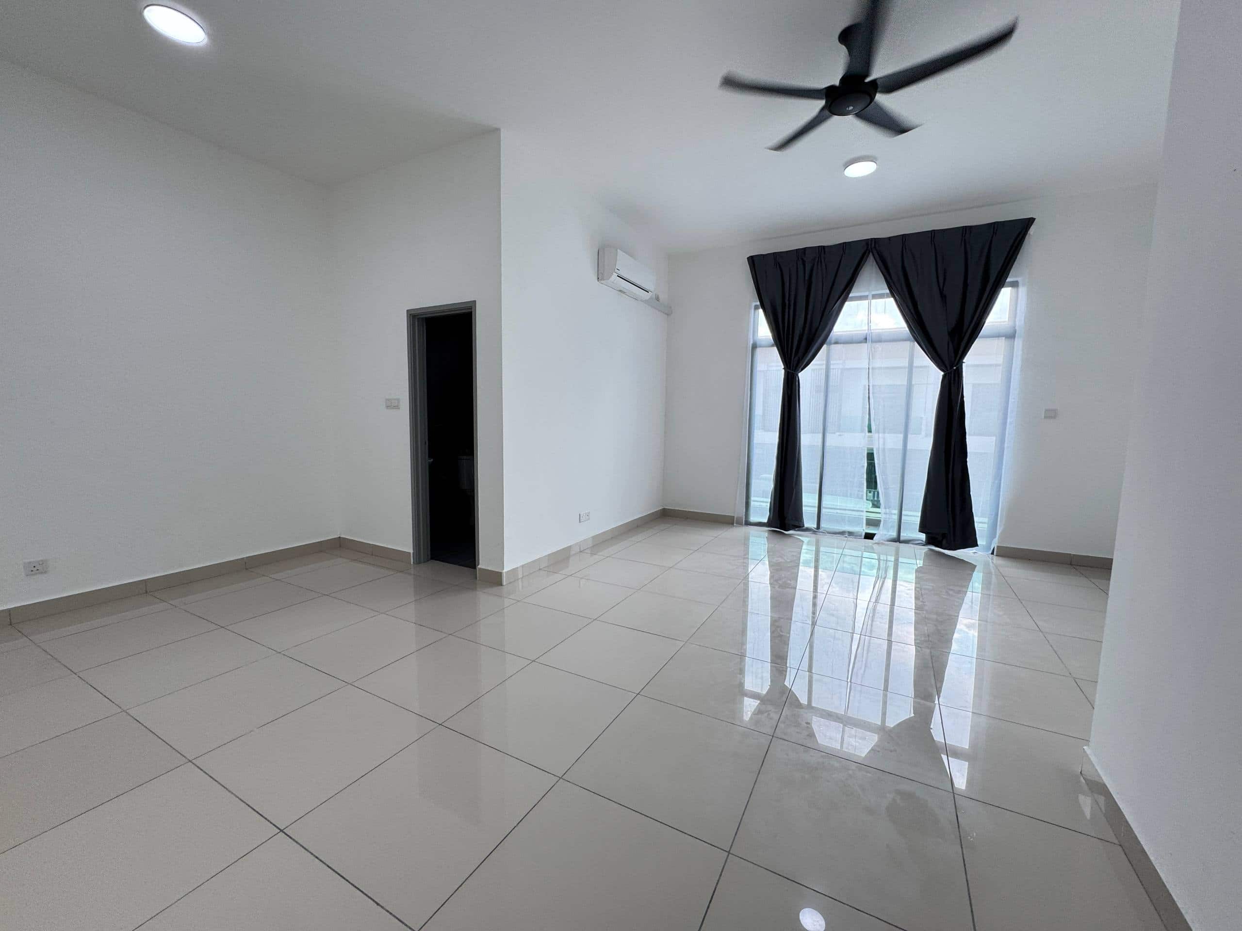 Double Storey Terrace House Taman Pulai Bestari 1
