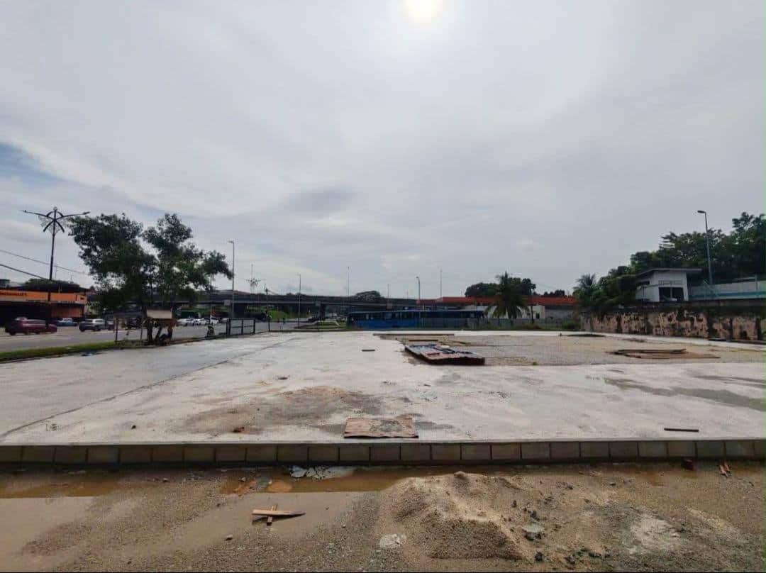 Commercial Land Tampoi 4