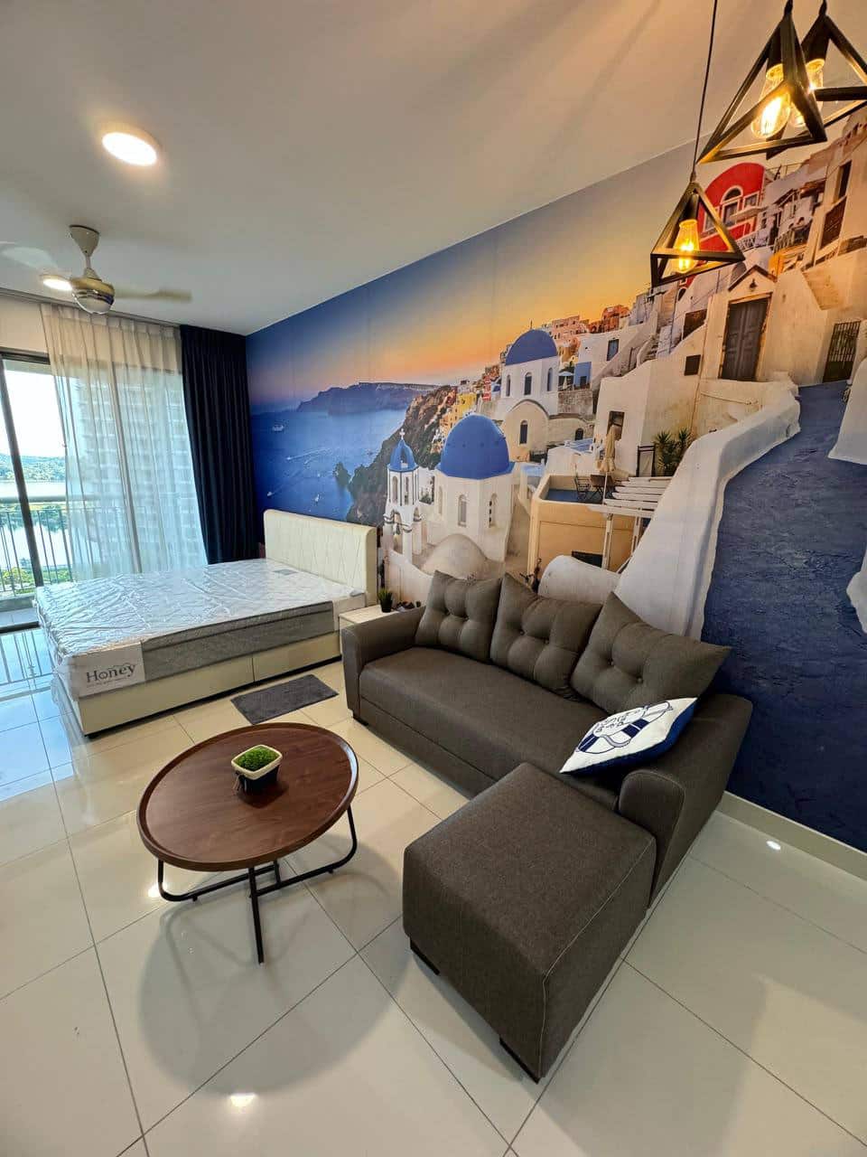 Studio Puteri Harbour 1