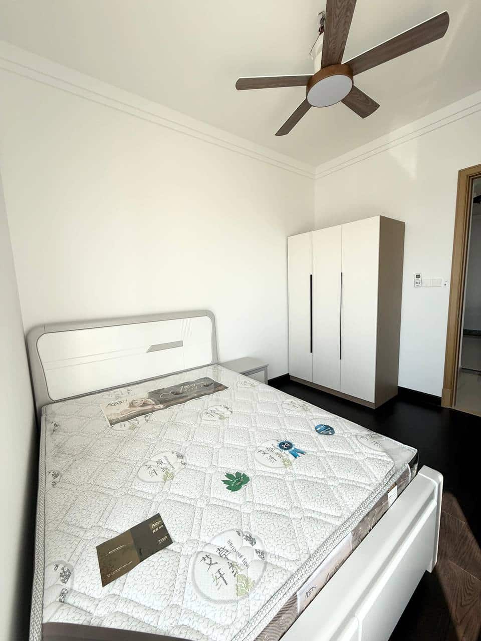 Condominium R&F Princess Cove Phase 2 8