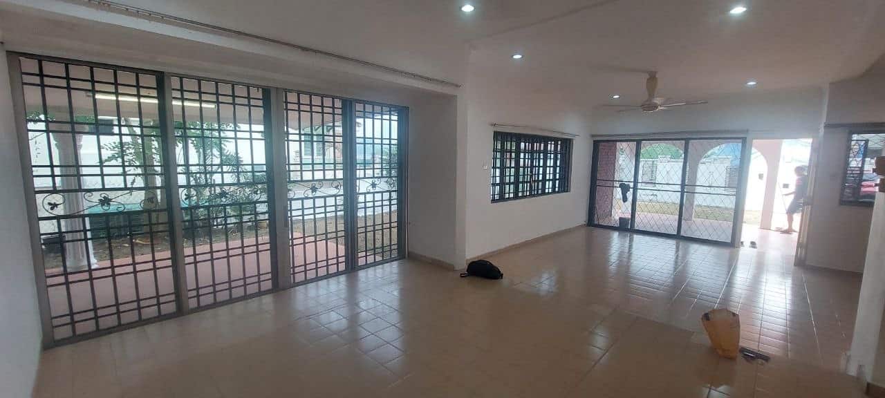 2-Storey Semi-D Taman Kolam Air 3