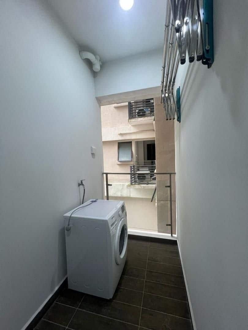 Condo Kings Bay 4