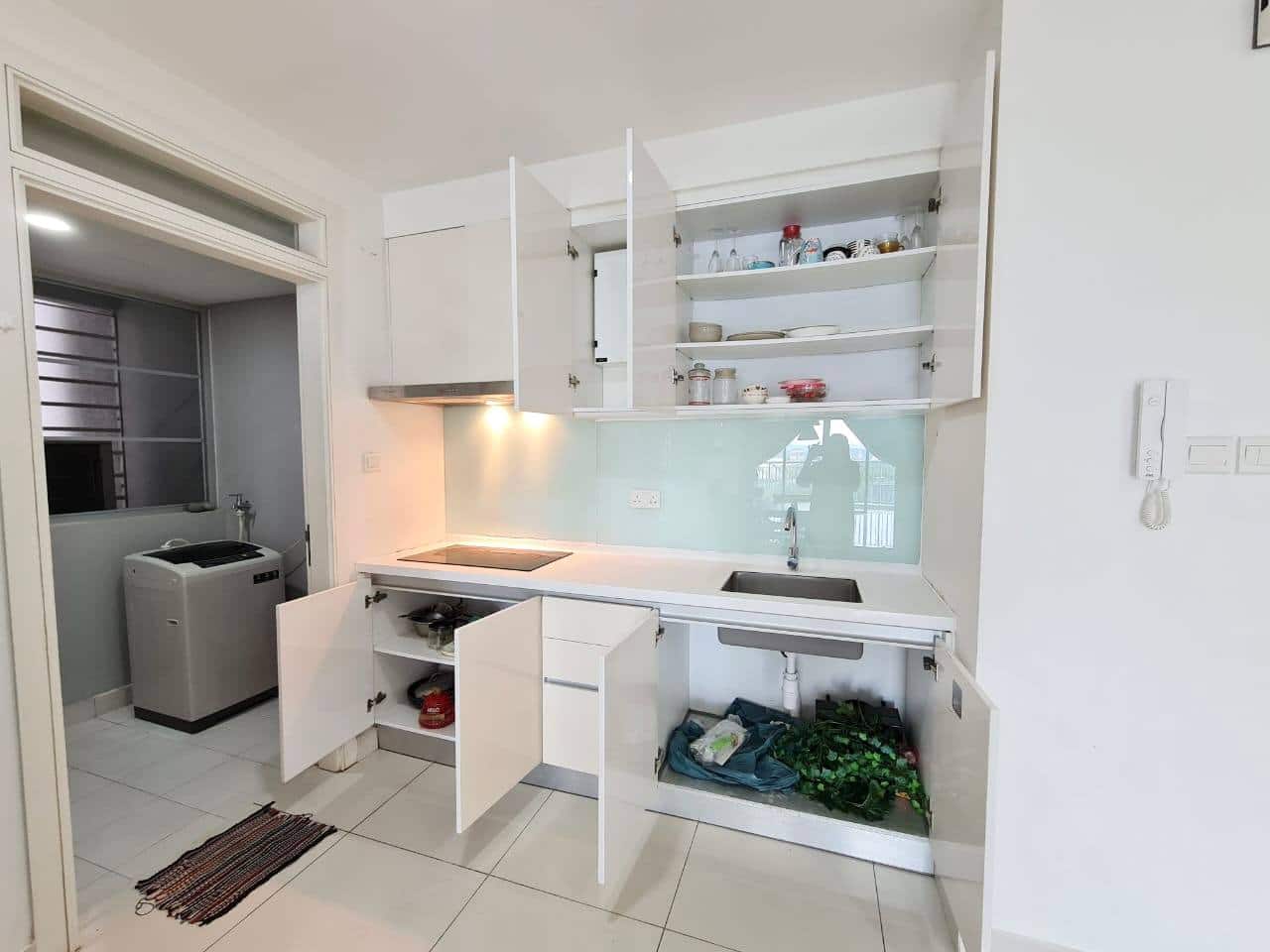 Condominium Puteri Harbour 8