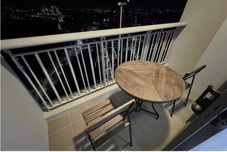 Condo Puteri Harbour 8