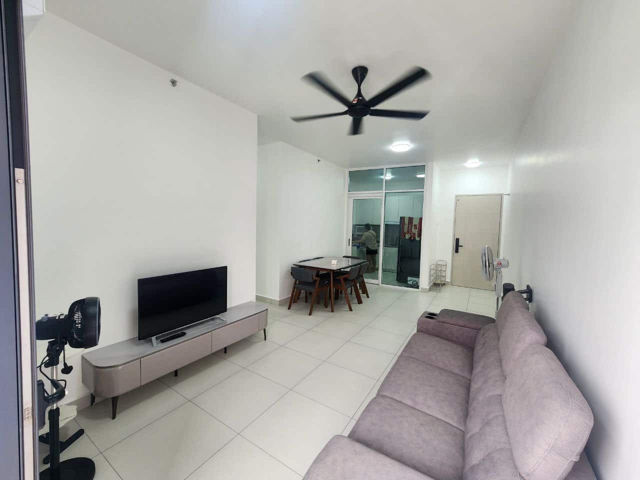 Apartment Nusa Idaman 2