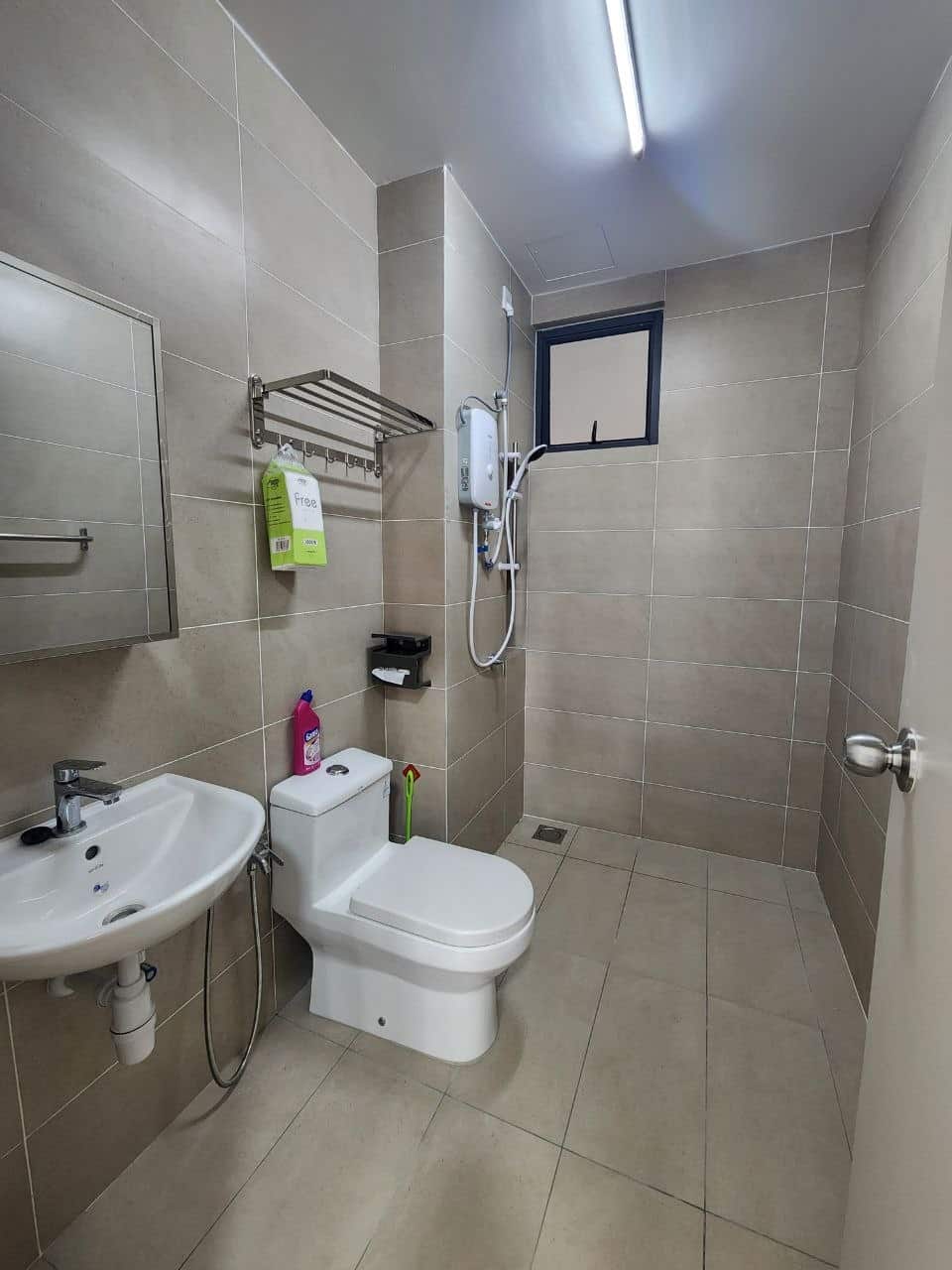 Apartment Nusa Idaman 9