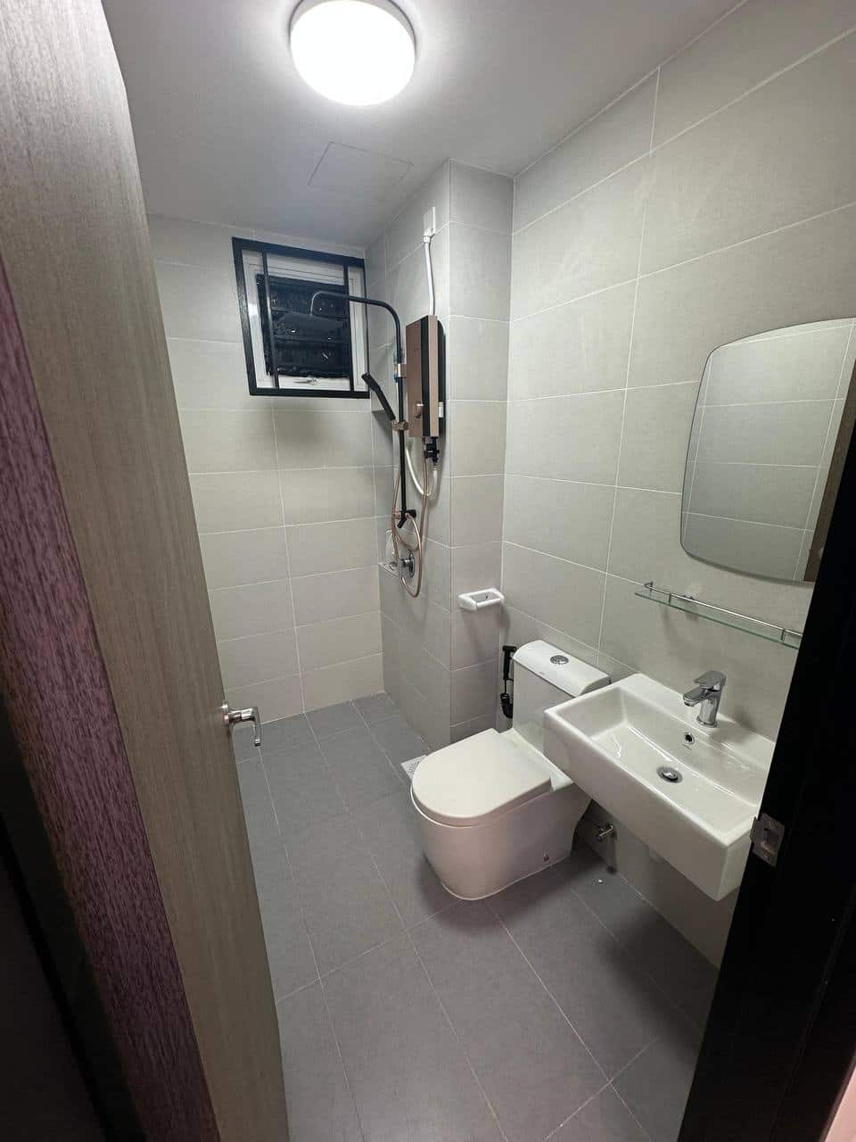Condominium Trellis Resident 10