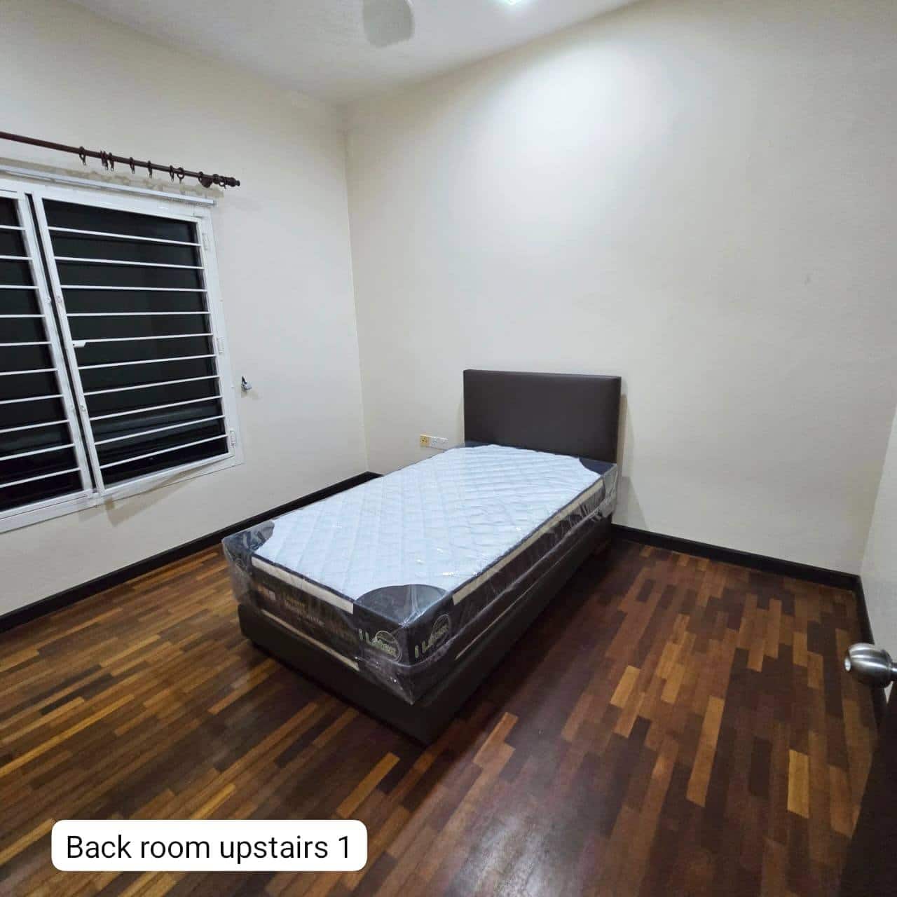 2-Storey Terrace House Pinggiran Bayou Leisure Farm 8
