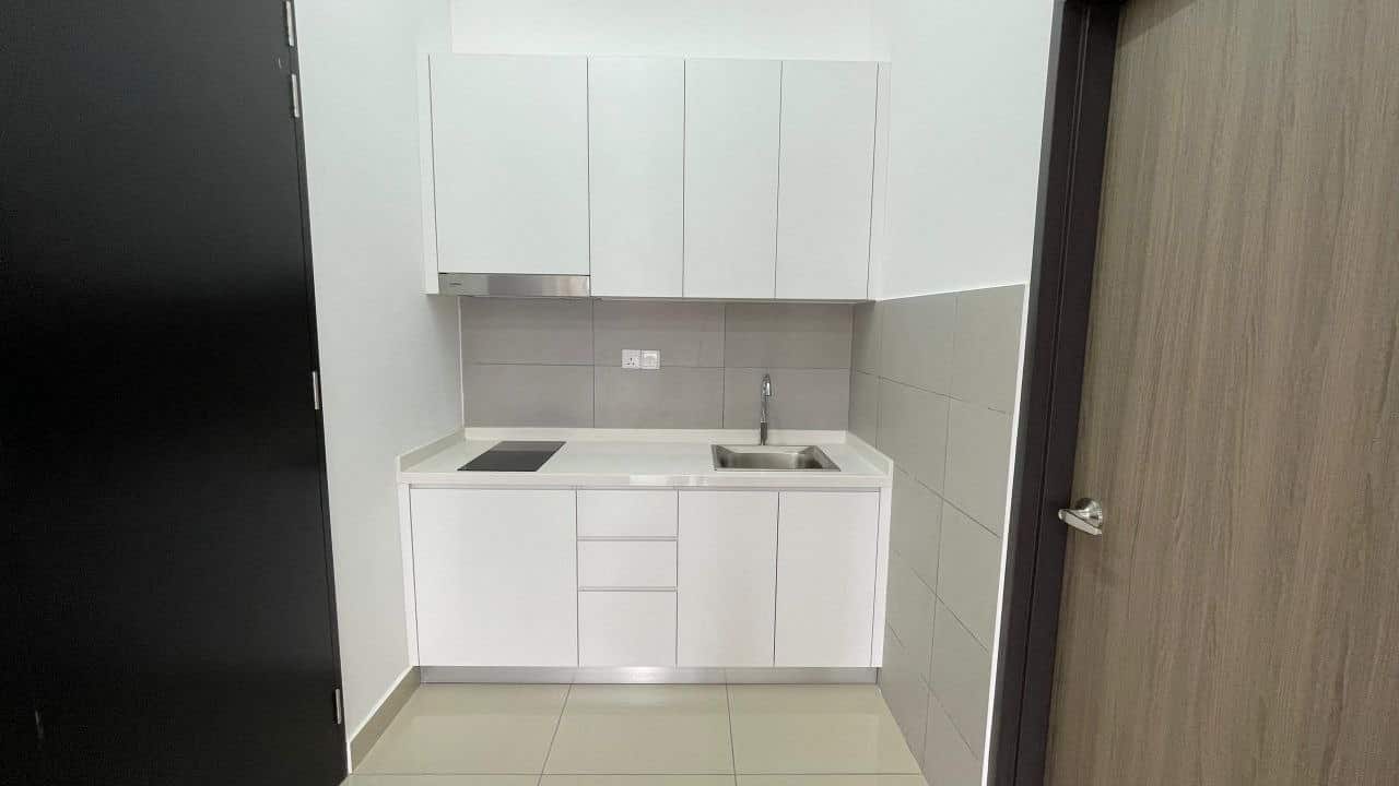 Condo Meldrum Height 3