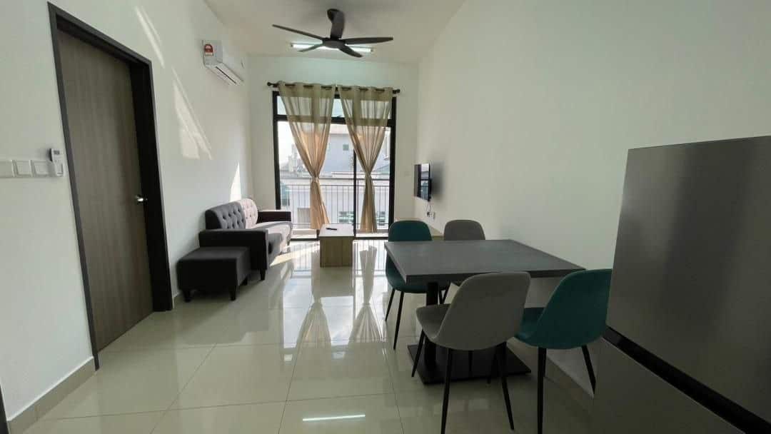 Condo Meldrum Height 1