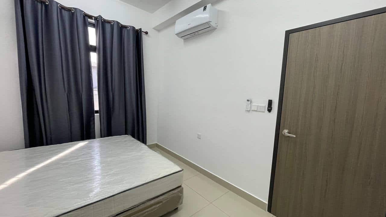Condo Meldrum Height 7