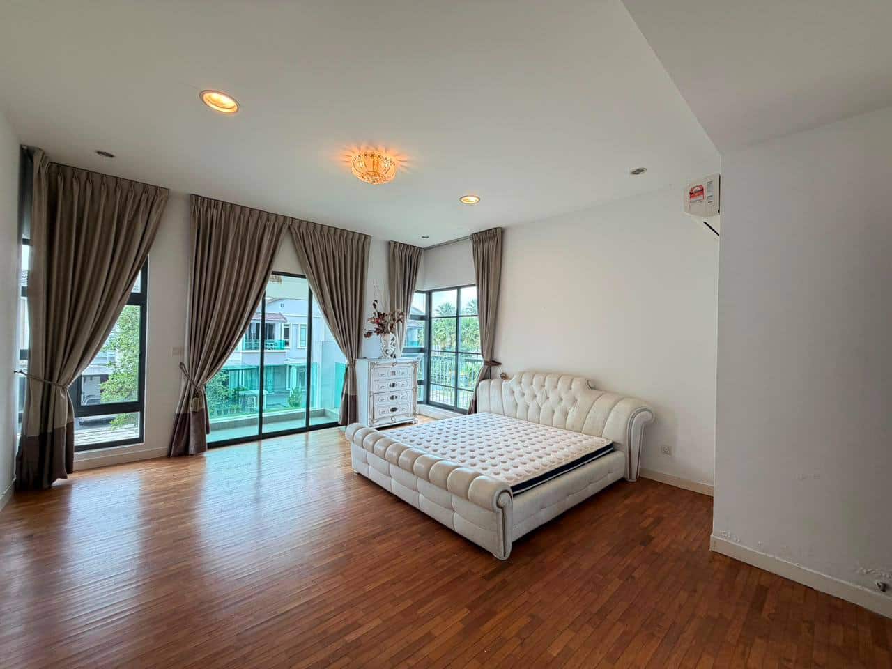 2-Storey Semi-D East Ledang 4