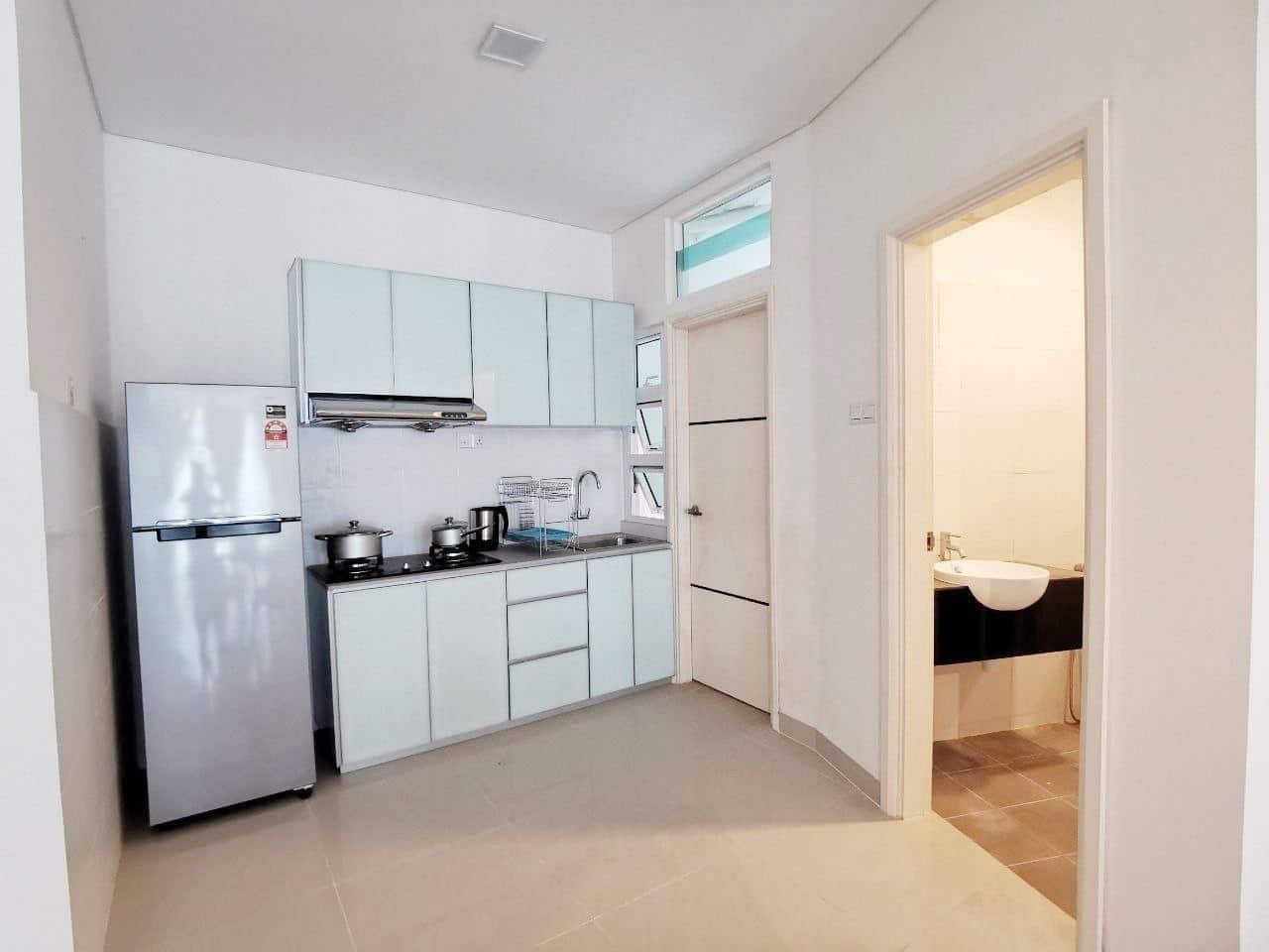 Condo Medini 6