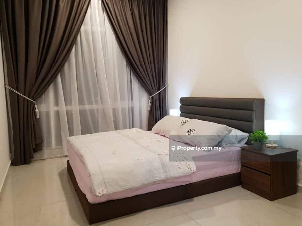 Condominium Havona @ Mount Austin 5
