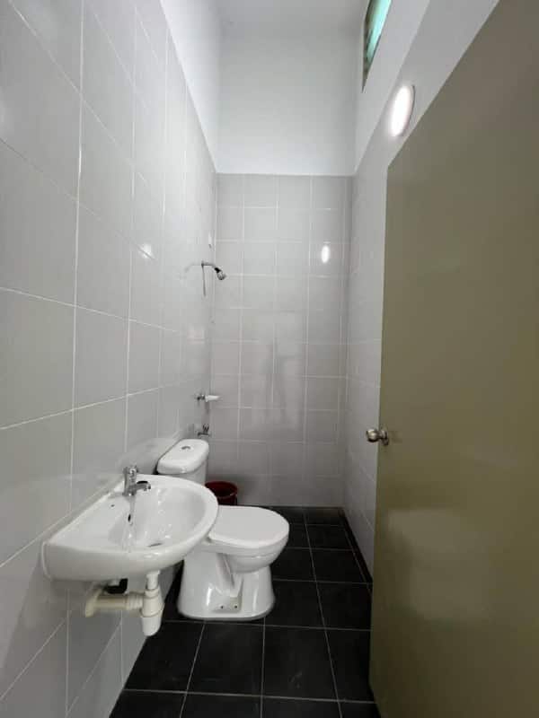 2-Storey Terrace Taman Pulai Mutiara 12