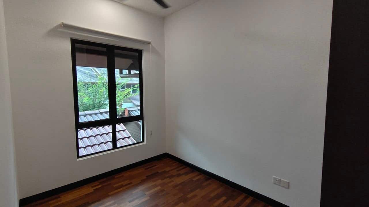 2-Storey Intermediate Terrace House Leisure Farm 6