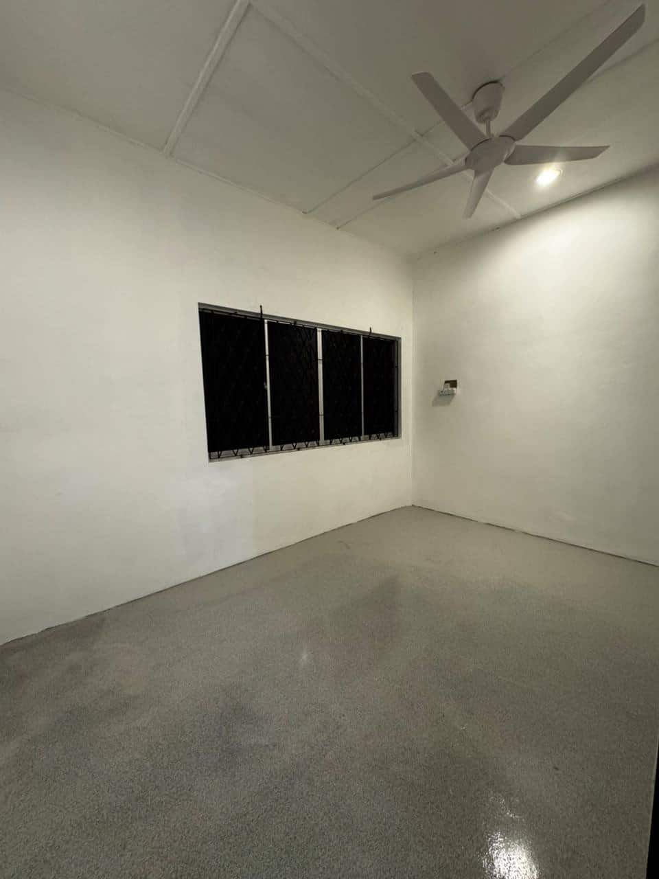 2-Storey Terrace House Kempas 9
