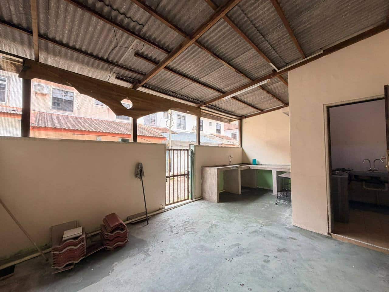 2-Storey Terrace Pulai Indah 7