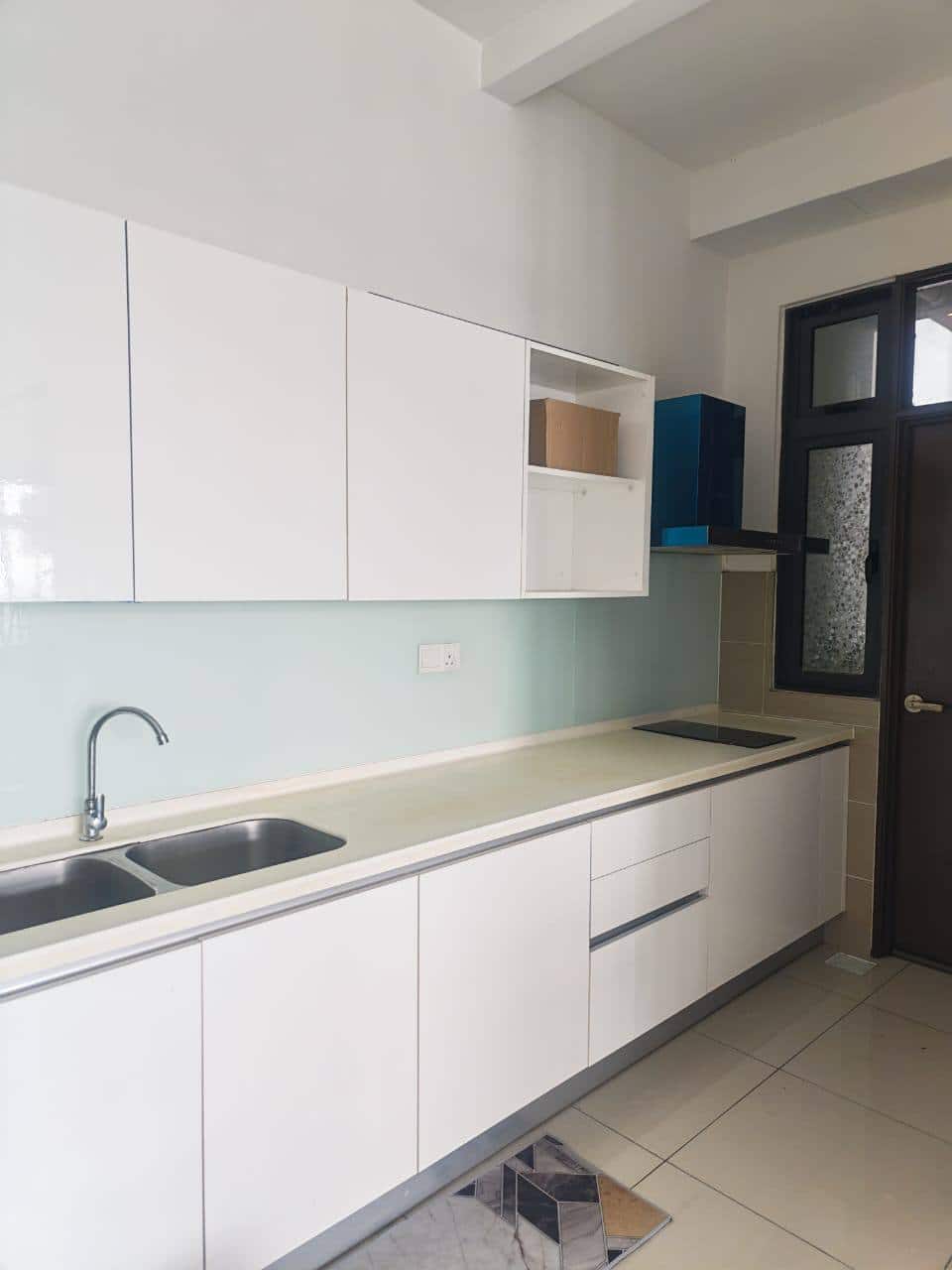 Apartment 8Scape Residence 4