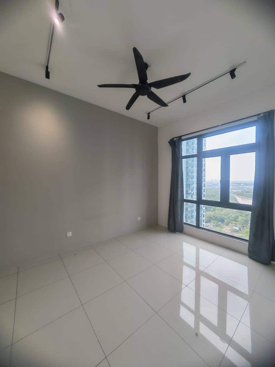 Apartment 8Scape Residence 3